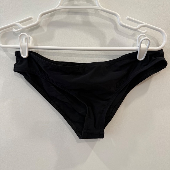 Karla Colletto - NWT Black "Zaha" One Shoulder Ruffle Bikini Top/Bottom, Size 14 - Picture 4 of 5